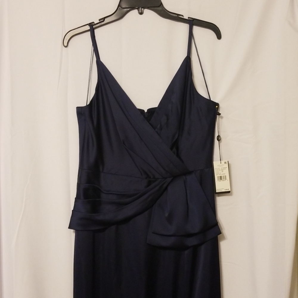 Adrianna Pappell Women's Midnight Blue Spaghetti Straps Gown - Picture 5 of 7